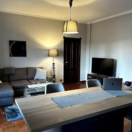 Intero Alloggio: *
